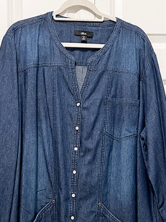 ellos Tops - Ellos | Plus Size Blue Denim Tunic Button Front [2X] | NWOT